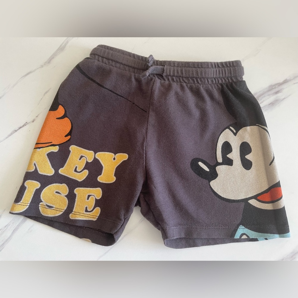 Vintage Disney Mickey Mouse Shorts l Zara
